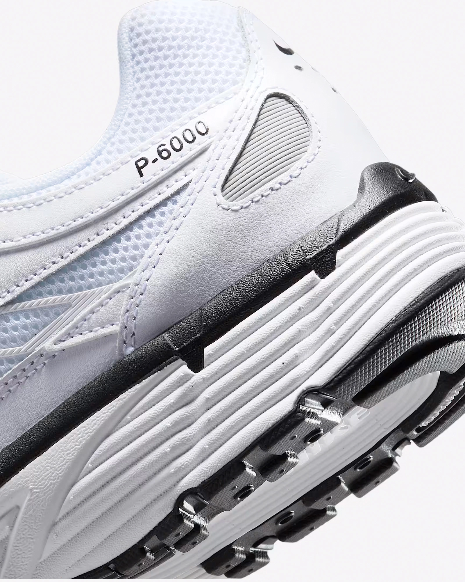 Кросівки чоловічі Nike P-6000 CD6404-107 весна-літо шкіра текстиль